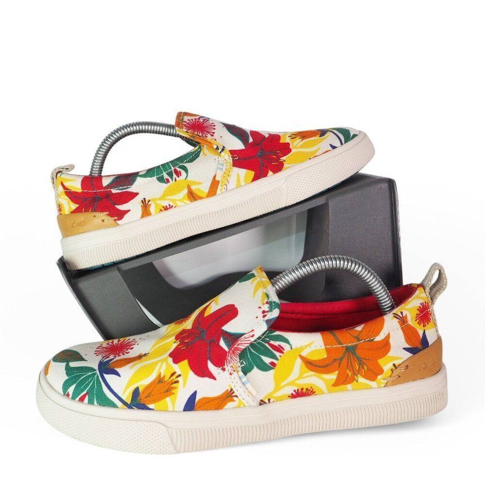 Toms TRVL Lite Floral Print Slip-on Casual Sneakers White Multicolor Women's 5.5